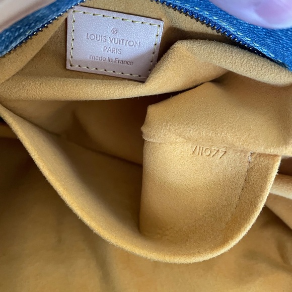 Authentic Louis Vuitton Denim Neo Cabby GM Monogram - Picture 15 of 16